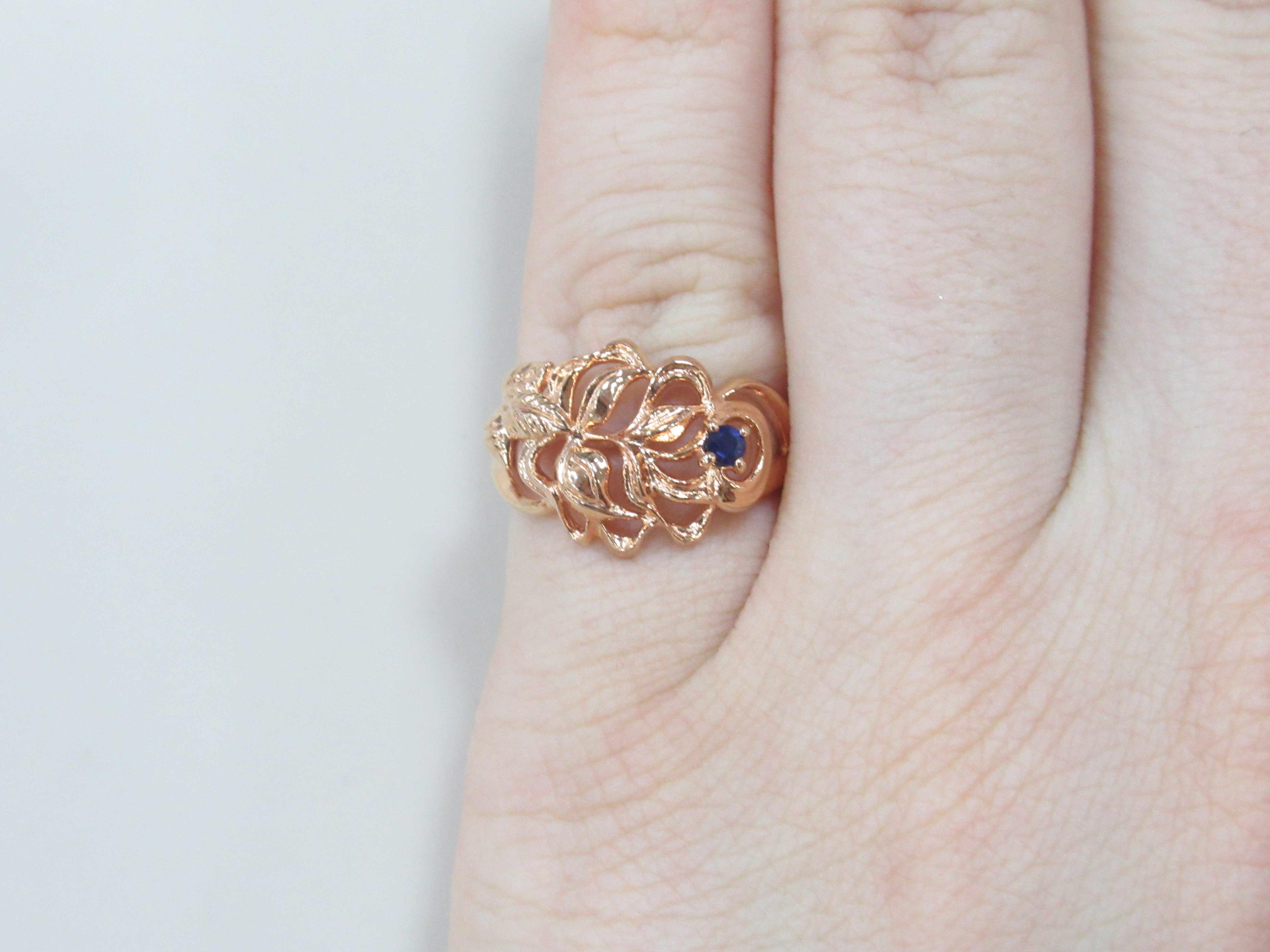 Серебряное кольцо 925 пробы; Православное; вставки 1 Сапфир 0,065 2/2;